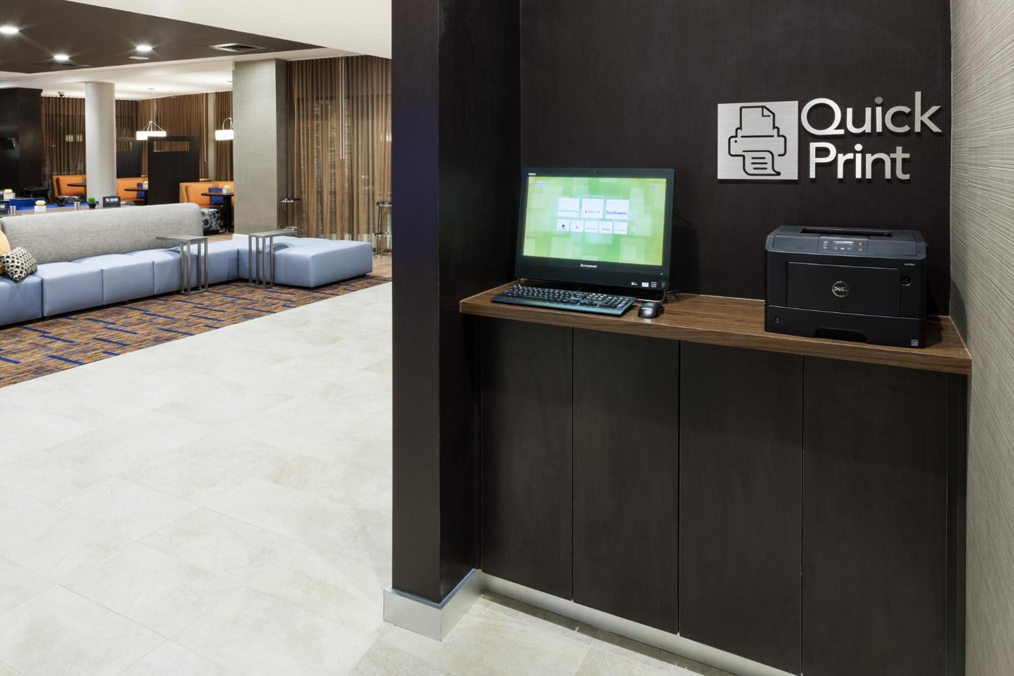 Courtyard By Marriott Houston North/Shenandoah Hotel The Woodlands Ngoại thất bức ảnh