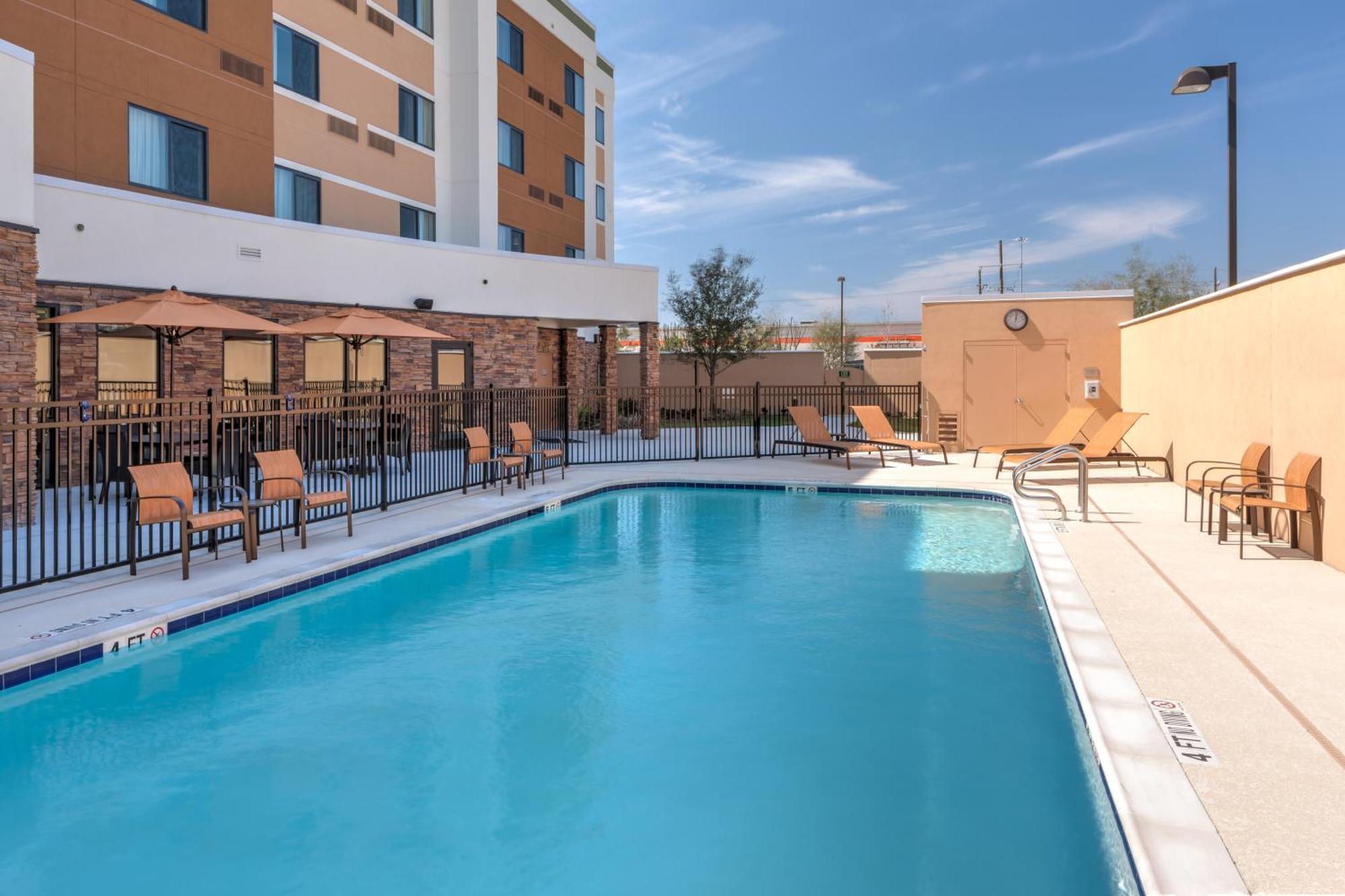 Courtyard By Marriott Houston North/Shenandoah Hotel The Woodlands Ngoại thất bức ảnh