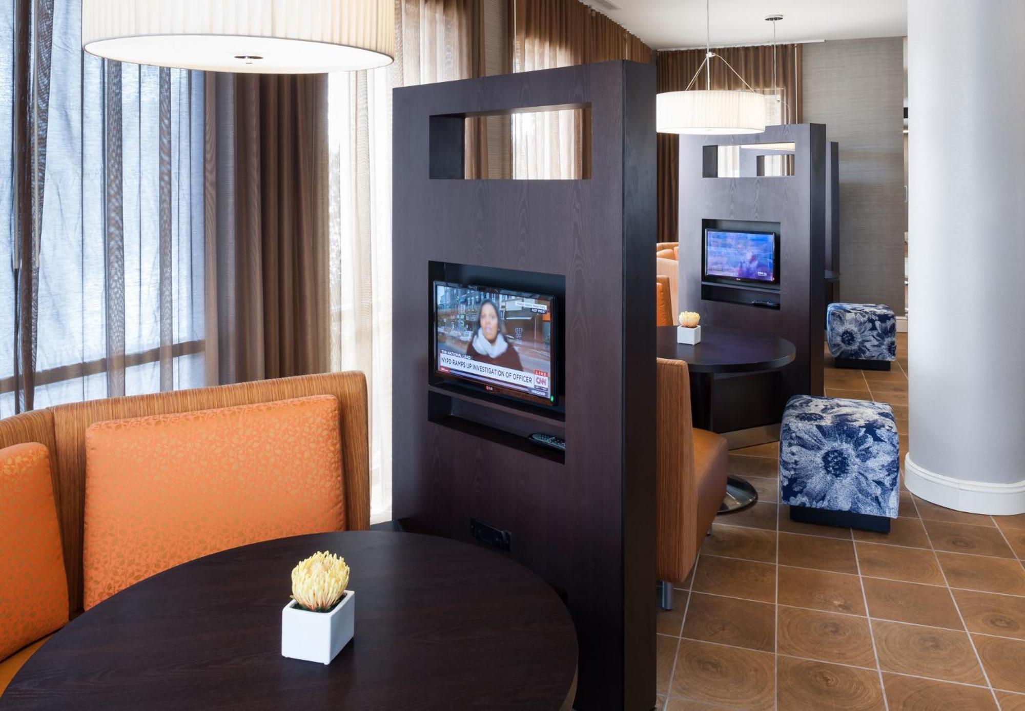 Courtyard By Marriott Houston North/Shenandoah Hotel The Woodlands Ngoại thất bức ảnh
