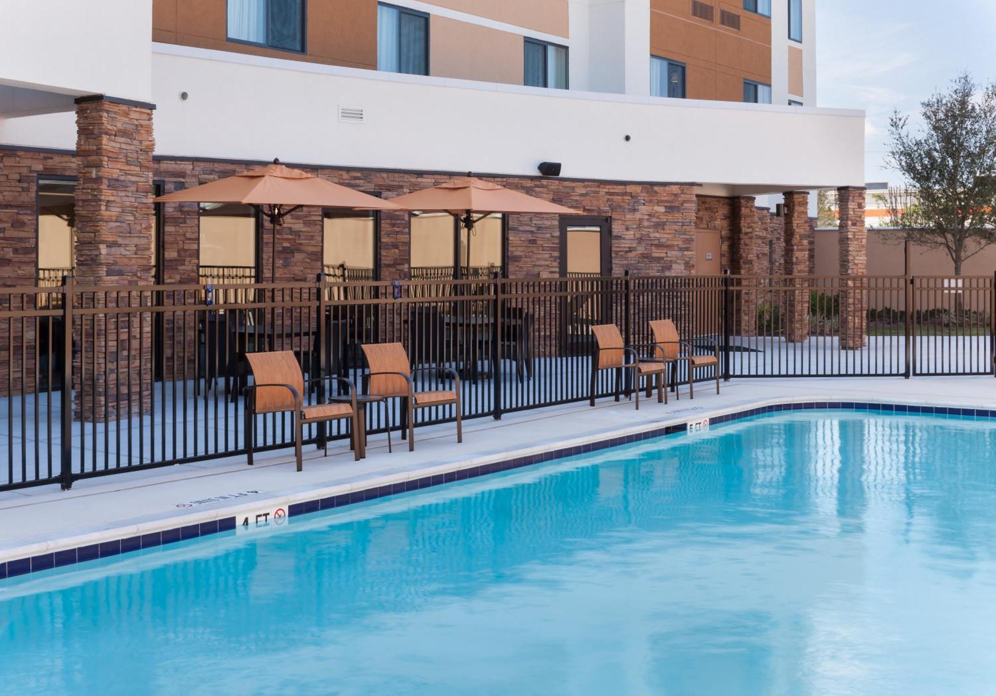 Courtyard By Marriott Houston North/Shenandoah Hotel The Woodlands Ngoại thất bức ảnh